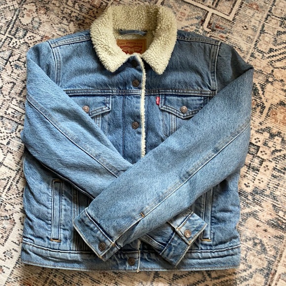Levi's Jackets & Blazers - Levi's Light Blue Denim Sherpa Jacket with Cream Collar